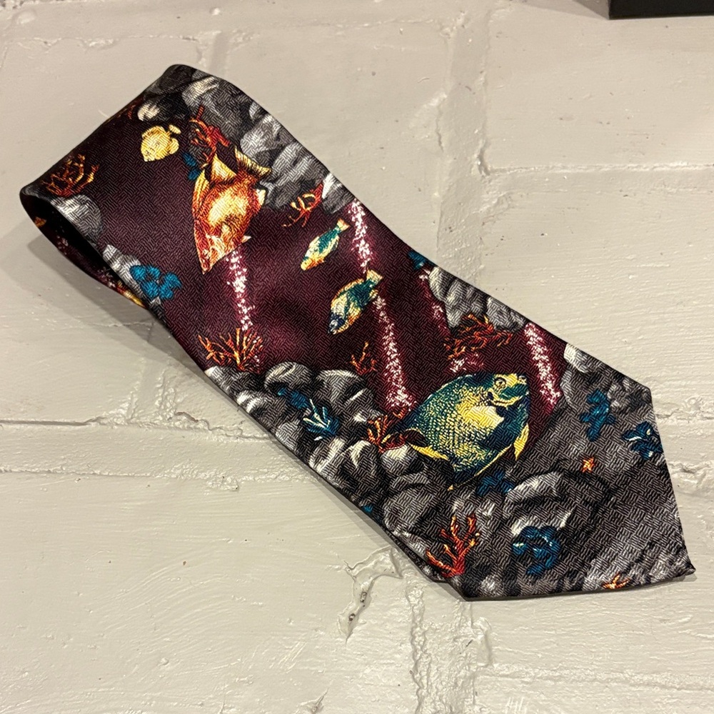 VTG Coral Reefs World Wildlife Fund (WWF) Collectible 100% Silk‎ Necktie